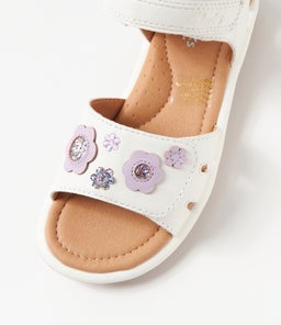 203291 PRIYA JNR CK WHITE LILAC LEATHER