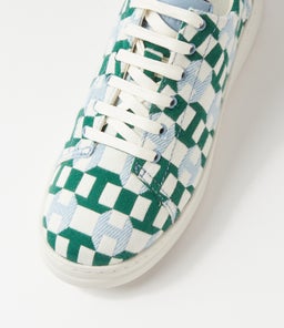 K201314 RUNNER UP CM WHITE GREEN CANVAS