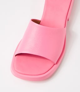DANA CM PINK LEATHER