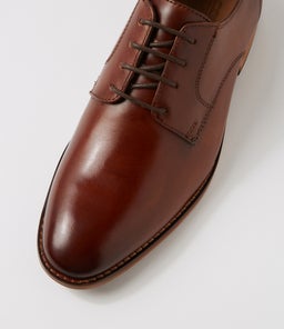 PRIVADO CV TAN LEATHER