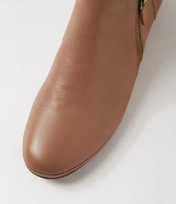 RONELE DF LT CHOC DK BROWN HEEL LEATHER