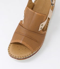 ILIANA DF TAN CAFE LEATHER