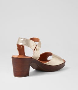 BLAIDE DF PALE GOLD LEATHER