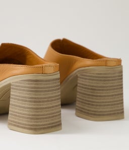 CASEYD DF TAN LEATHER