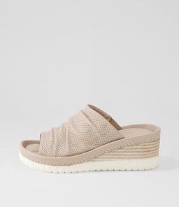 COLLECTS DF TAUPE LEATHER