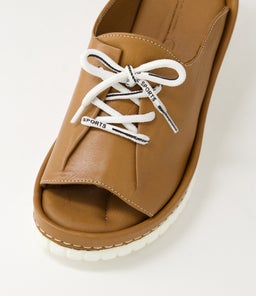 CONFIDENT DF TAN LEATHER
