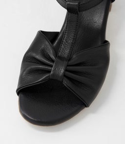 EMIN DF BLACK LEATHER