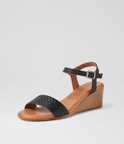 POSSIEE DF BLACK LEATHER