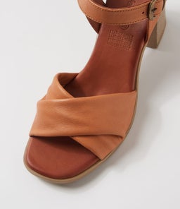 MOAMA DF TAN LEATHER