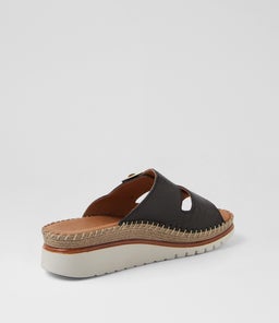 ISREE DF BLACK LEATHER