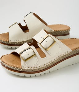 ISREE DF CREAM LEATHER
