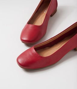 TATTIA DF DK RED LEATHER