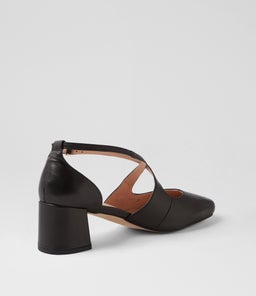 CURTISY DF BLACK LEATHER