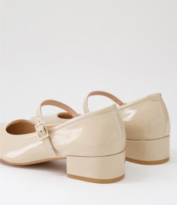 ISLAH DF LATTE PATENT LEATHER