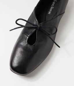 TAZURRA DF BLACK LEATHER