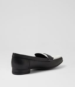 TATTERY DF BLACK WHITE LEATHER