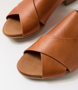 CARINGA DF TAN LEATHER