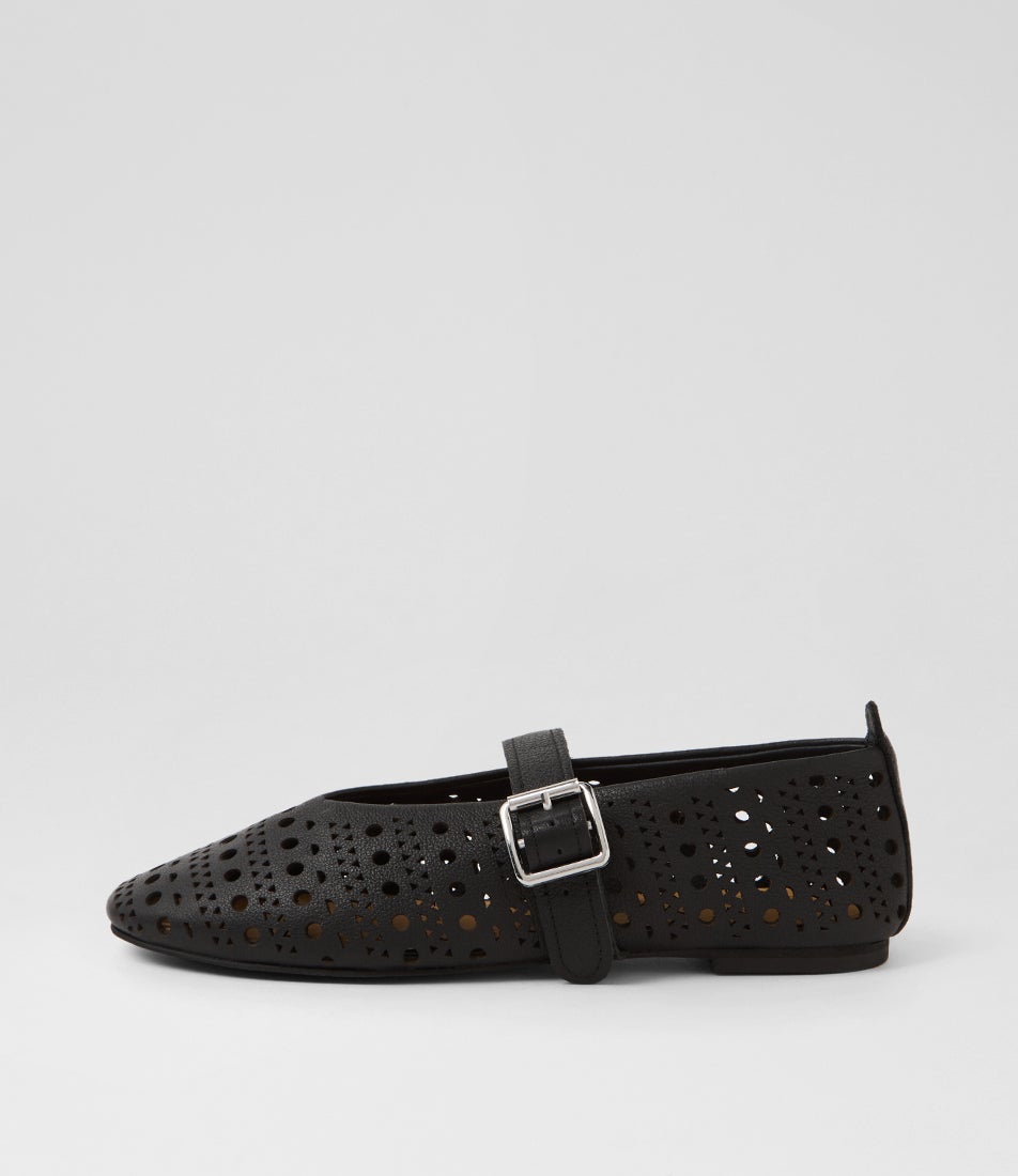 Leedor Black Leather Flat Shoes Leedor Black Leather Flat Shoes