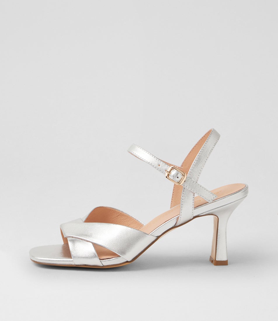 Tinkya Silver Leather Sandals