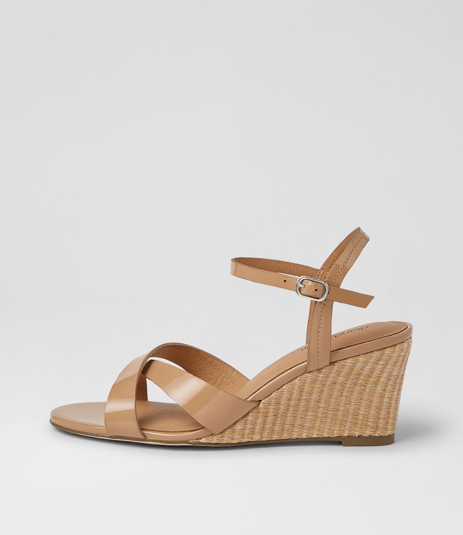 Isenta Nude Natural Patent Leather Sandals Isenta Nude Natural Patent Leather Sandals