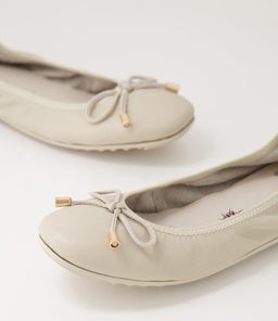 BELIN ALMOND LEATHER