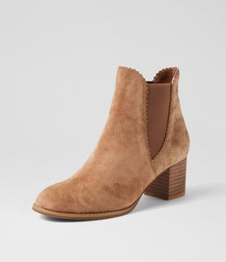 SADORE LT CHOC NATURAL HEEL SUEDE
