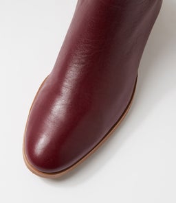 TETLEY BURGUNDY LEATHER STRETCH SMOOTH