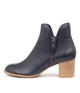 SHIANNELY NAVY LEATHER