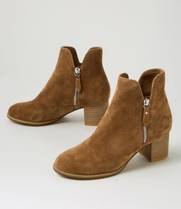 SHIANNELY LT CHOC NATURAL HEEL SUEDE