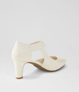 TRINITIES IVORY PATENT LEATHER