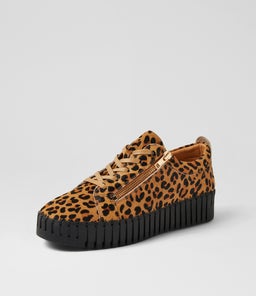 BUMP DJ TAN LEOPARD BLACK SOLE PONY