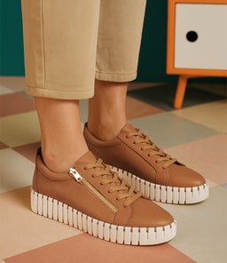 Bump Scotch White Sole Leather Sneakers Bump Scotch White Sole Leather Sneakers