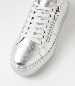 FROGGY DJ SILVER FLOWER EMBOSSED LEATHER