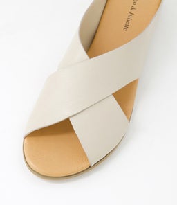 HARLI DJ ALMOND LEATHER