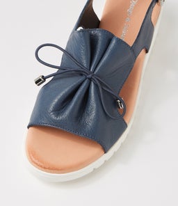MALIKA DJ NAVY WHITE SOLE LEATHER