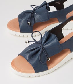 MALIKA DJ NAVY WHITE SOLE LEATHER