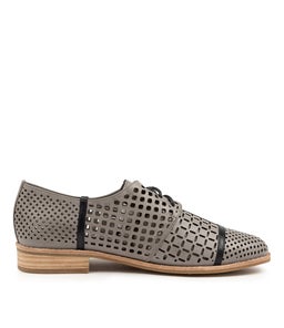 AVERT DJ MISTY NAVY LEATHER