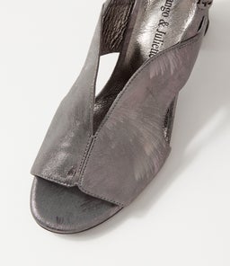 CILLA DJ PEWTER SCRATCH LEATHER