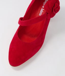 KARI DJ RED SUEDE