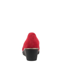 UMME DJ RED SUEDE