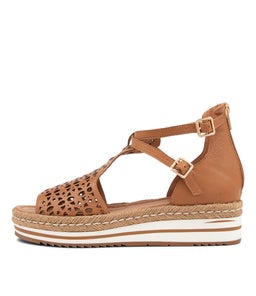 ACCRA DJ DK TAN LEATHER