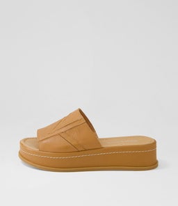 WATTE DJ DK TAN LEATHER