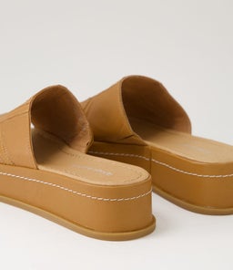 WATTE DJ DK TAN LEATHER