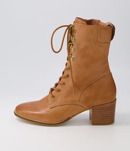 MURNA DJ DK TAN LEATHER