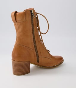 MURNA DJ DK TAN LEATHER