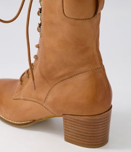 MURNA DJ DK TAN LEATHER