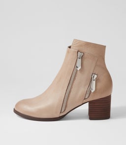 SLAINE DJ SMOKE CHOC HEEL LEATHER