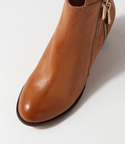 SLAINE DJ NEW TAN CHOC HEEL LEATHER
