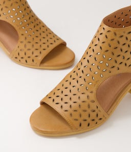 BOHOS DJ DK TAN TAN LEATHER
