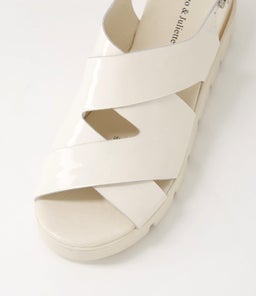 RIKU DJ IVORY IVORY SOLE PATENT LEATHER